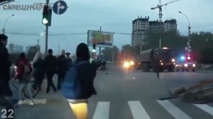 Дураки и дороги. Сборник безумных водителей #77