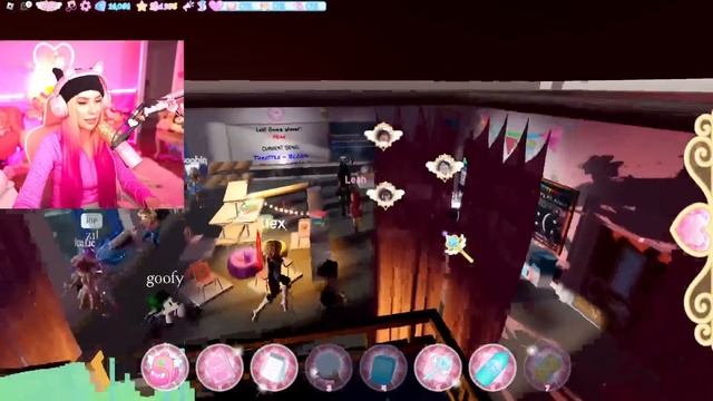 *NEW CLASSES* ARE HERE IN CAMPUS 3 In Royale High! Roblox смотреть онлайн