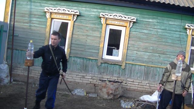 Рубка шашкой бутылки - тренировка смотреть онлайн