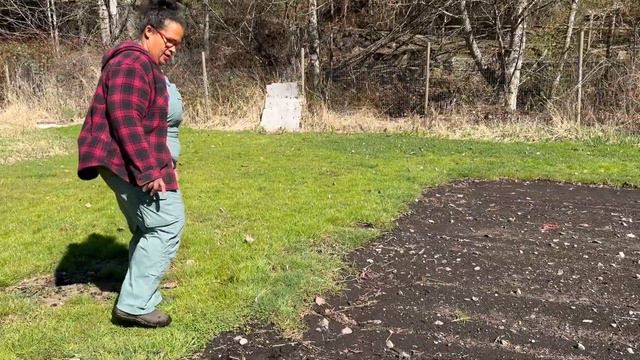 Gardening Surprises: Unexpected Setback & Disappointment! 😞 | Urban Homestead VLOG