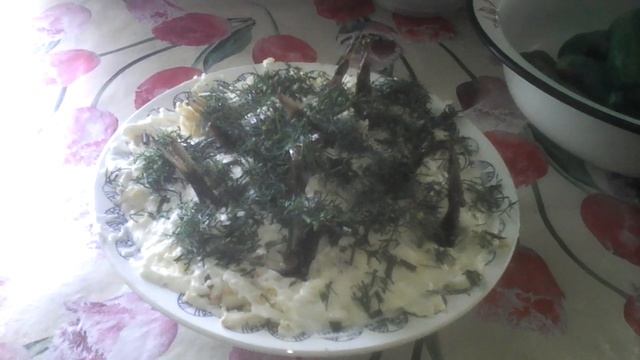 Салат рыбки в пруду