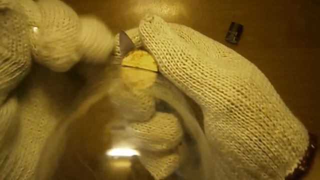 Бутылкорез из швейцарского ножа и палки или крышки от бутылки
