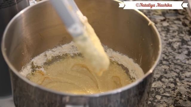 Пирог на кефире с голубикой и штрейзельной крошкой.Можно готовить с любыми фруктами!