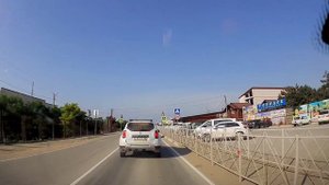 Проезжаем Черноморское. Едем из Евпатории до Оленевки через Черноморское