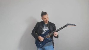 Ария   Герой асфальта ( соло Маврина и Холстинина )