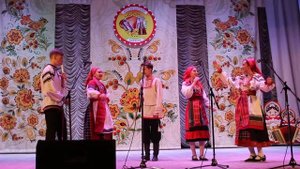 Фолк группа "Мальва" - "Как я молода загуляла"