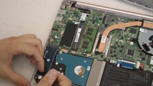 ASUS VivoBook S15 S510UQ Demontage / Disassembly Upgrade Tutorial | RAM & SSD Upgrade
