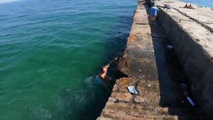 Как правильно прыгать в воду | в бассейн