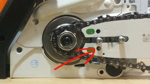 Натяжка цепи на бензопиле Штиль MS180 (Stihl)