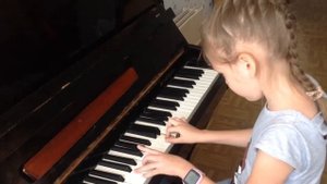 Уланова София-1 кл.( Ч.Остен-"Кукушкин вальс")