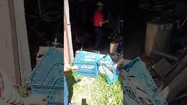 Из подручных средств делаем корзину для белья смотреть онлайн