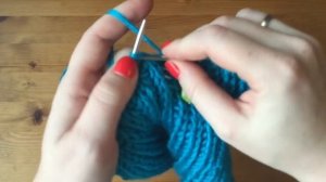 Берет английской резинкой.