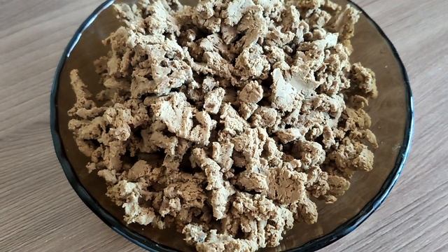 Блинные конвертики с печенью, луком и морковью