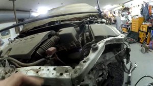 Toyota Corolla подтягиваю лонжероны, вытягиваю телевизор.