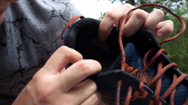 Отзыв по эксплуатации кроссовок Asics Gel Contend 6 и Asics Trail Scout смотреть онлайн