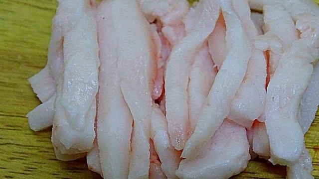 Пальчики из свинины фаршированные