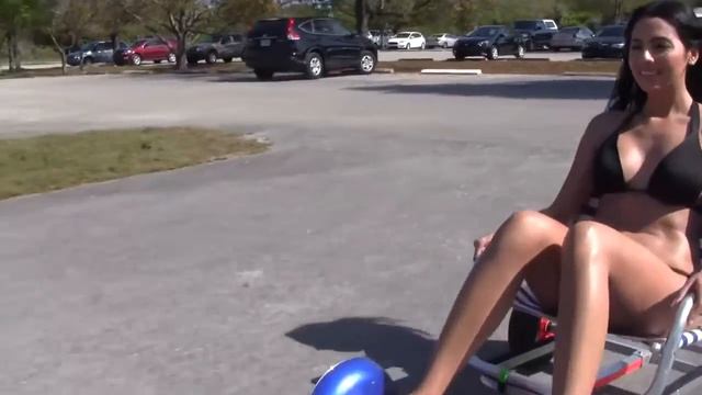 Hoverboard Sitting Attachment HoverSeat смотреть онлайн