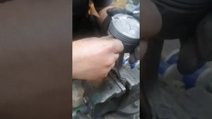 Уаз(ремонт).Сборка шатунно - поршневой группы("Варёный поршенёк")