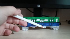 Обзо самодельной модели метровагона ЁЖ3 из бумаги.