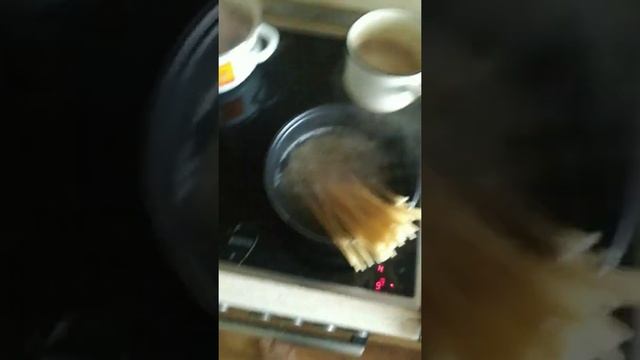 Как приготовить макароны с сосисками гайд. How to cook Pasta and sausages gide. смотреть онлайн