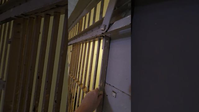 АЛЬКАТРАС - САМАЯ СТРАШНАЯ ТЮРЬМА АМЕРИКИ? ЕРУНДА, ТЮРЬМЫ В БЫВШЕМ СССР НАМНОГО СТРАШНЕЕ