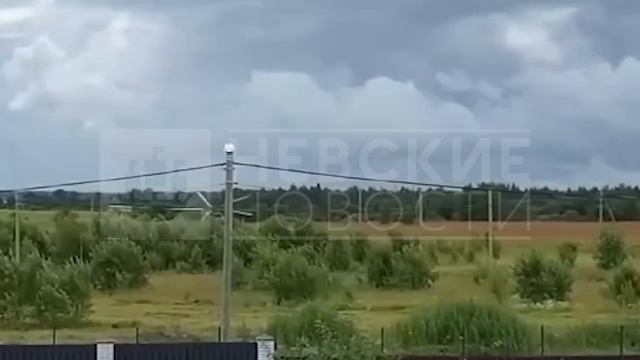 Появилось видео жесткой посадки вертолета Росгвардии в Ленобласти смотреть онлайн