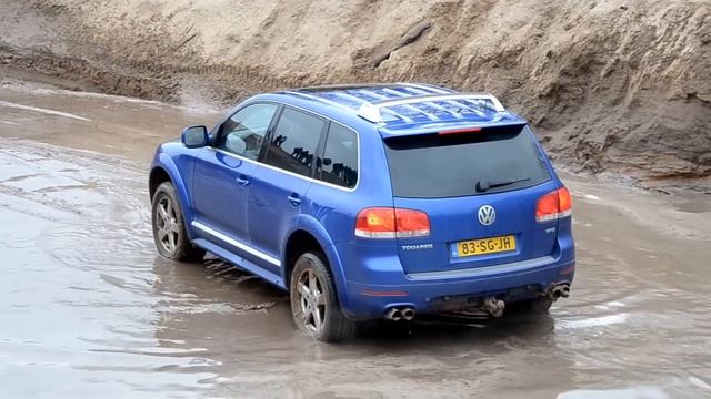 VW Touareg W12 fails at hill climb.