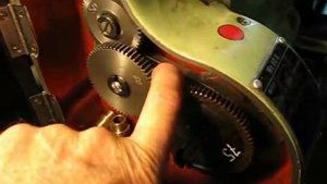 Токарный станок МН-80. НАРЕЗАНИЕ РЕЗЬБЫ с шагом 4 мм