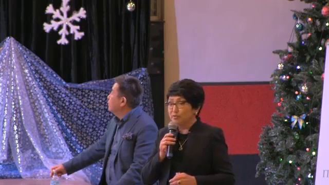 Чыныбай Турсунбеков и Нуржан Тентимишова - основатели группы компаний "АКУН". смотреть онлайн