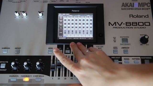 Обзор-Мануал Roland MV8800 Part2 (Roland MV8800 / 8000 Review-Manual in Russian) смотреть онлайн