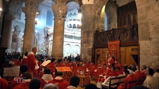 On Palm Sunday, the singing of the Hosanna at the Holy Sepulcher смотреть онлайн