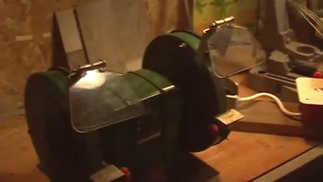 Работа регулятора оборотов 220 В/2000 Вт смотреть онлайн