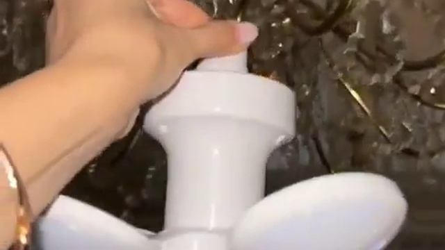 Аккумуляторная кемпинговая лампа люстра 2029 на солнечной батарее (Белая) смотреть онлайн