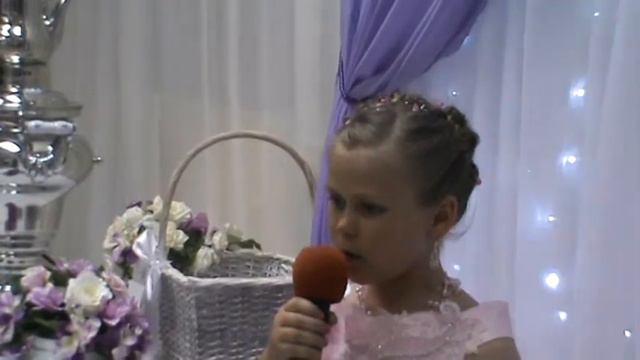 Виктория. Стих про бабушку. смотреть онлайн