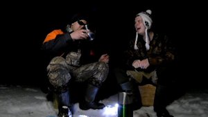 Зимняя рыбалка в ночь, река Сылва