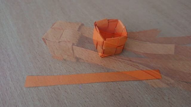 Урок труда, плетение корзины из бумаги. смотреть онлайн