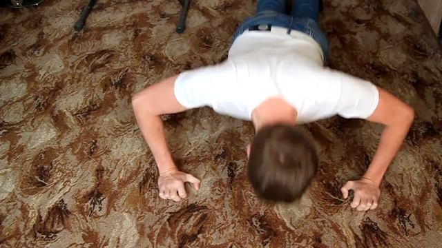 Эстафета на отжим 30 раз - Российскому правительству смотреть онлайн