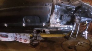 №8. Ремонт W 124. Сварка правого поддомкратника.