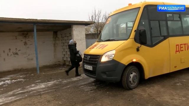 В с Троицкое организован подвоз школьников к образовательному учреждению смотреть онлайн