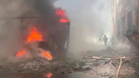 Пострадавших в результате пожара на юге Москвы нет