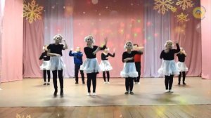 Новогодний флешмоб-дискотека - «А ну-ка, давай-ка, плясать выходи!»