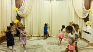 Занятие хореографического кружка для детей 5-6 лет. Разучивание танца Настоящий друг