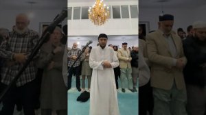 Утренний намаз в Мечети Усмана Ибн Аффана (да будет доволен им Аллагь)