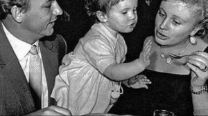 ПОТЕРЯЕТЕ ДАР РЕЧИ! Как выглядит могила Николая Рыбникова