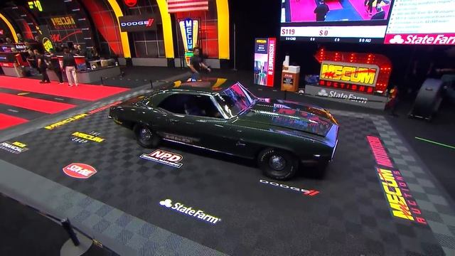 Ford GT! The Black Ghost! Plymouth Cuda! | Best Cars from Mecum Indy 2023 | MotorTrend смотреть онлайн