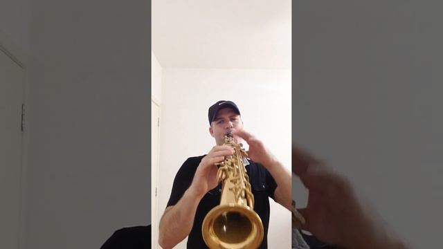 Fábio Costa tocando Parabéns no sax - Happy Birthday