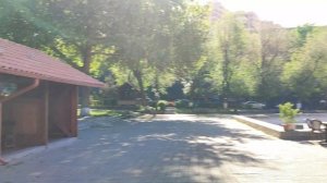 Прогулки по Еревану. Парк в центре города 1