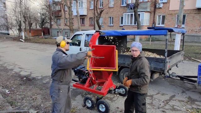 Дробление веток.