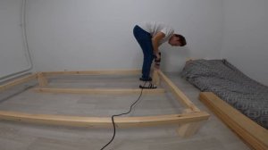 ОЧЕНЬ ДЕШЁВАЯ КРОВАТЬ СВОИМИ РУКАМИ мебель своими руками