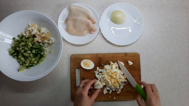 Салат с кальмарами и огурцом. Очень вкусно смотреть онлайн